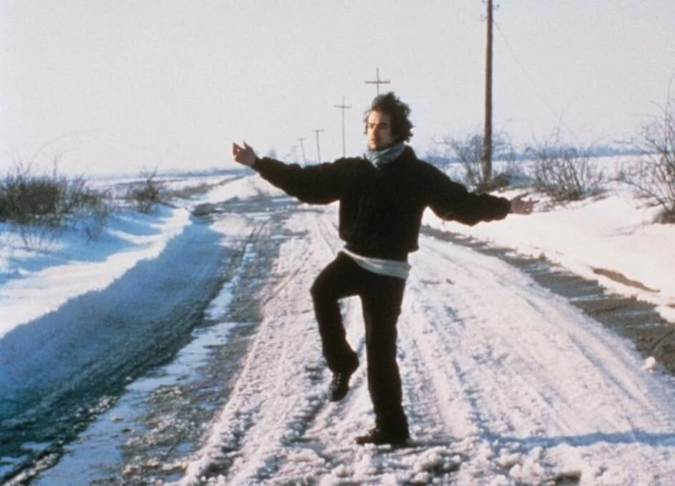 Странный чужак (1997) через торрент скачать Странный чужак (1997) фильм через торрент скачать