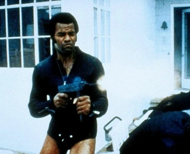 Беспорядки в Гарлеме (1973) через торрент бесплатно Беспорядки в Гарлеме (1973) фильм через торрент бесплатно