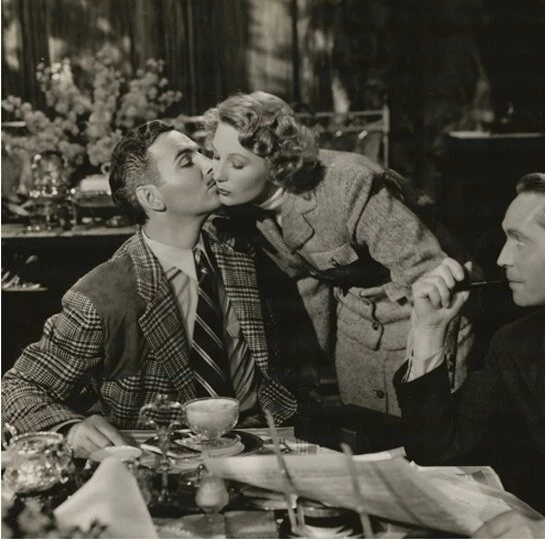 Час перед рассветом (1944) через торрент скачать Час перед рассветом (1944) фильм через торрент скачать