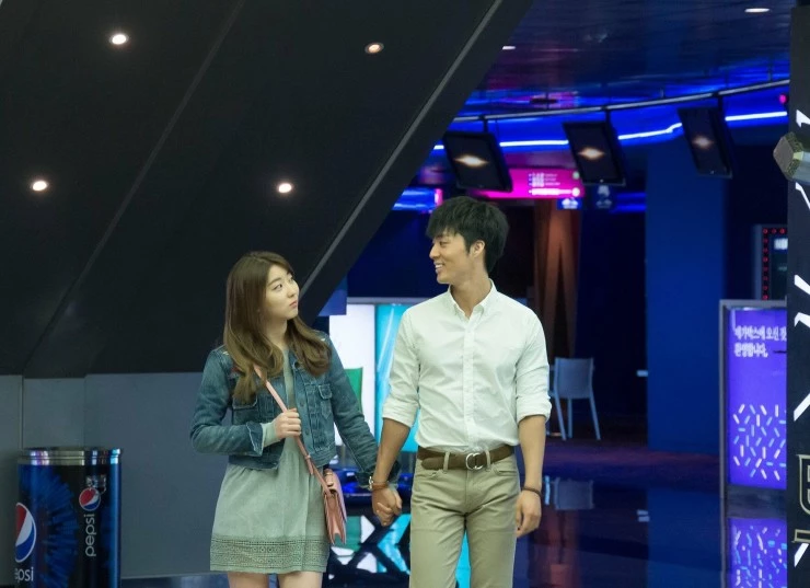 Жёлтый пёс (2014) через торрент бесплатно Жёлтый пёс (2014) фильм через торрент бесплатно