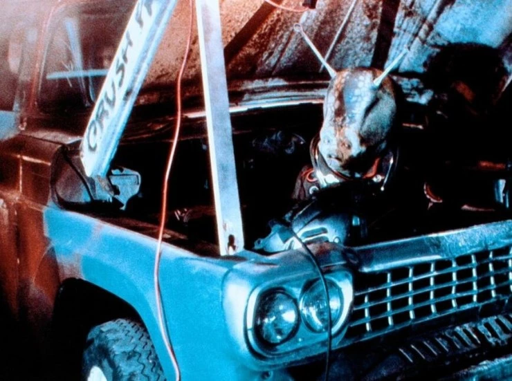 Завоеватели из космоса (1989) через торрент бесплатно Завоеватели из космоса (1989) фильм через торрент бесплатно