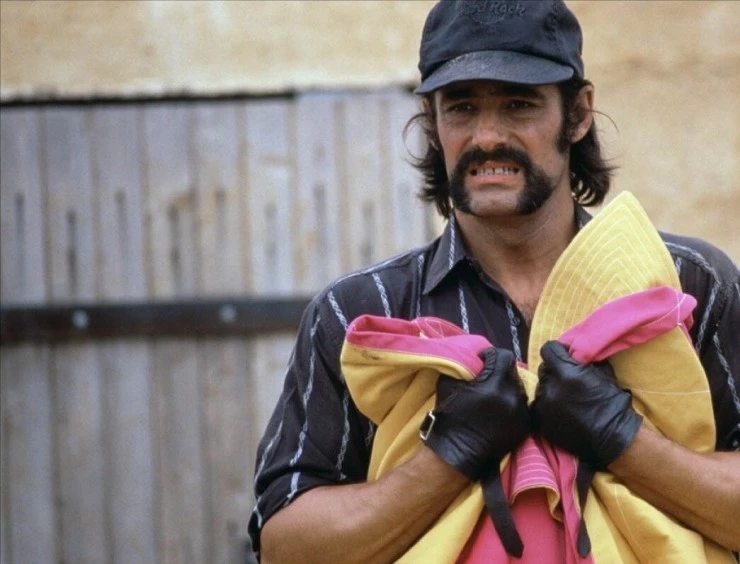 Прекрасная история (1992) через торрент скачать Прекрасная история (1992) фильм через торрент скачать