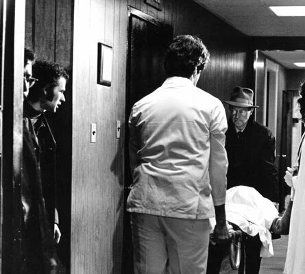 Сёстры (1972) через торрент бесплатно Сёстры (1972) фильм через торрент бесплатно