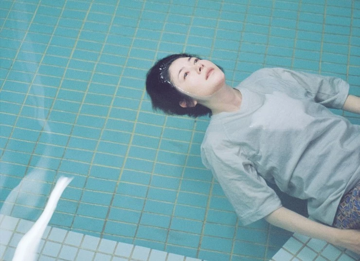 Подводное течение (2023) через торрент скачать Подводное течение (2023) фильм через торрент скачать