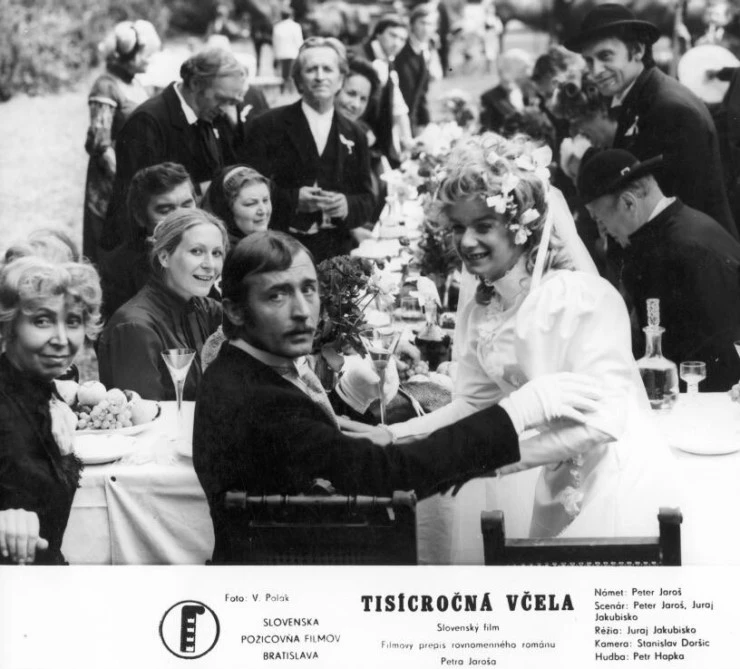 Тысячелетняя пчела (1983) через торрент бесплатно Тысячелетняя пчела (1983) фильм через торрент бесплатно