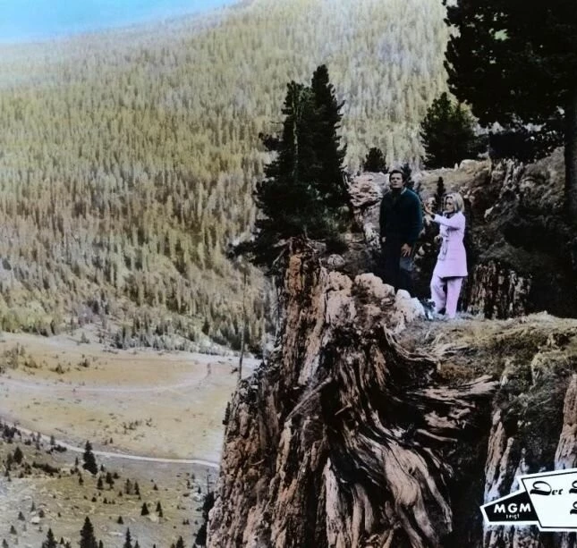 Влюбленные (1968) через торрент бесплатно Влюбленные (1968) фильм через торрент бесплатно