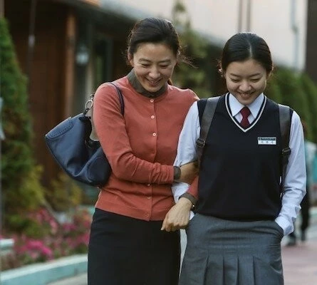 Изящная ложь (2014) через торрент скачать Изящная ложь (2014) фильм через торрент скачать