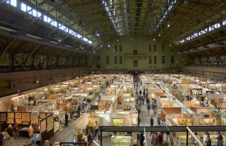 Книготорговцы (2019) через торрент скачать Книготорговцы (2019) фильм через торрент скачать