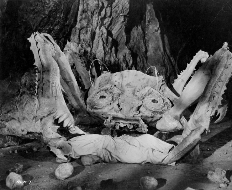 Атака Крабов-Монстров (1957) через торрент скачать Атака Крабов-Монстров (1957) фильм через торрент скачать