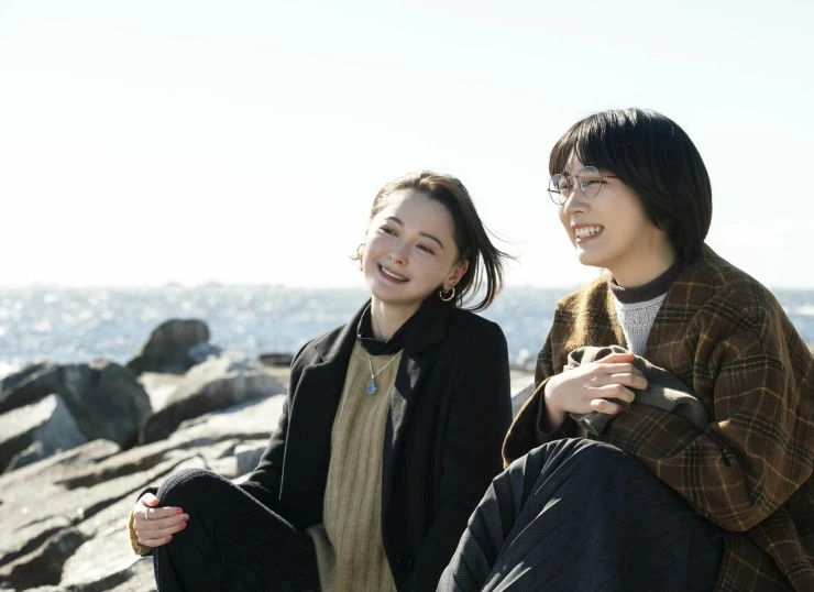 Шипы любви (2023) через торрент скачать Шипы любви (2023) фильм через торрент скачать