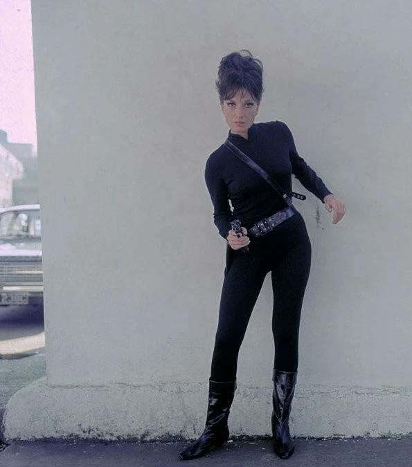 Модести Блэйз (1966) через торрент бесплатно Модести Блэйз (1966) фильм через торрент бесплатно