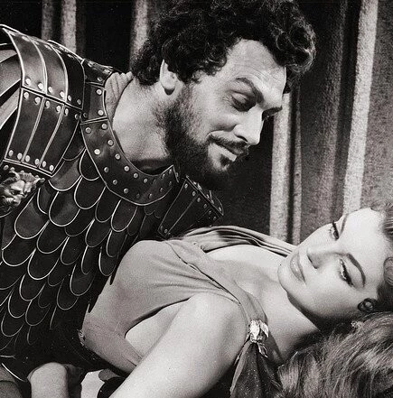 Возлюбленная Юпитера (1955) через торрент скачать Возлюбленная Юпитера (1955) фильм через торрент скачать