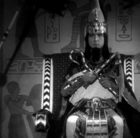 Рука мумии (1940) в хорошем качестве через торрент Рука мумии (1940) фильм в хорошем качестве через торрент