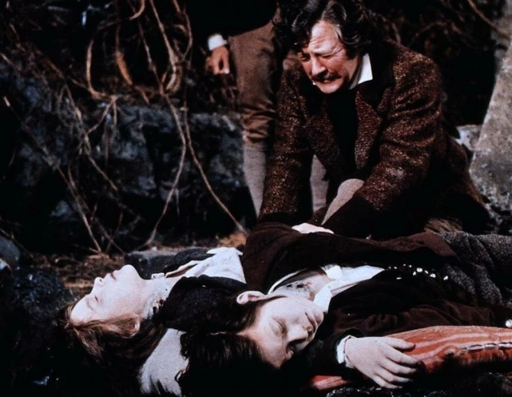 Цирк вампиров (1972) через торрент бесплатно Цирк вампиров (1972) фильм через торрент бесплатно