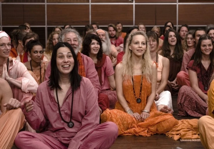 Оранжевое лето (2011) через торрент скачать Оранжевое лето (2011) фильм через торрент скачать