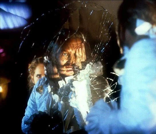 Ночные ужасы Тоба Хупера (1993) в хорошем качестве через торрент Ночные ужасы Тоба Хупера (1993) фильм в хорошем качестве через торрент