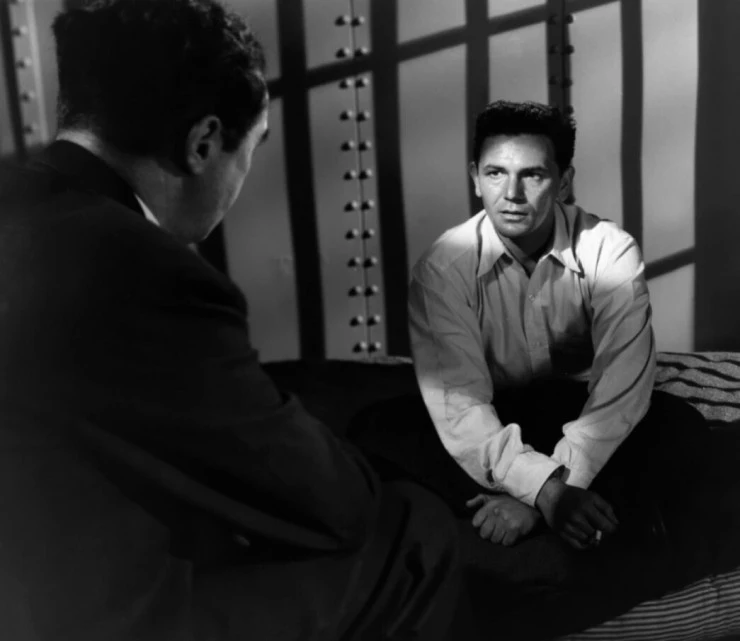 Почтальон всегда звонит дважды (1946) через торрент бесплатно Почтальон всегда звонит дважды (1946) фильм через торрент бесплатно