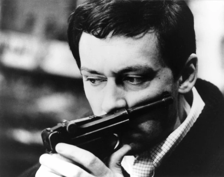 Затухающий огонек (1963) через торрент скачать Затухающий огонек (1963) фильм через торрент скачать