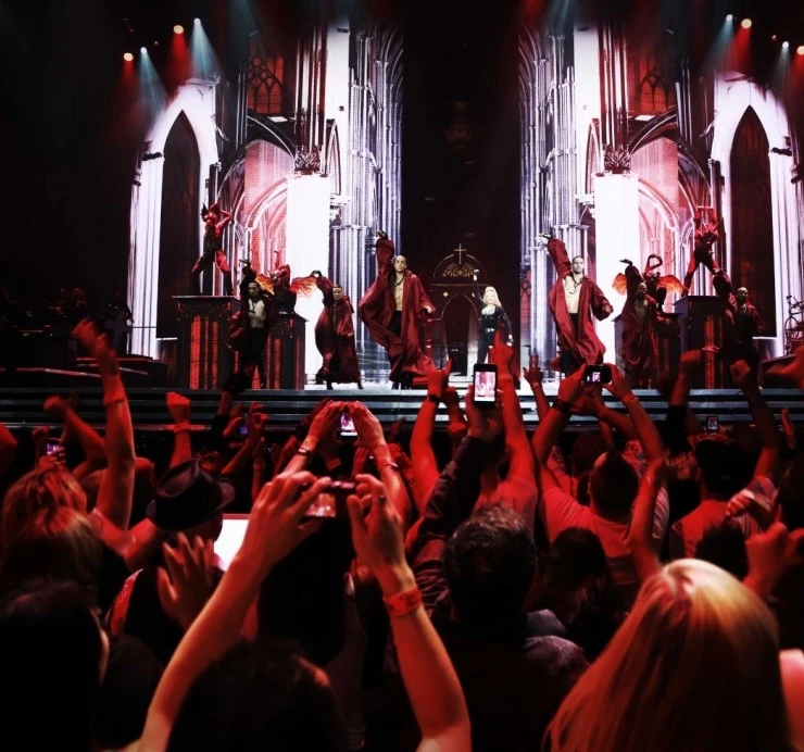 Мадонна: MDNA тур (2013) через торрент скачать Мадонна: MDNA тур (2013) фильм через торрент скачать