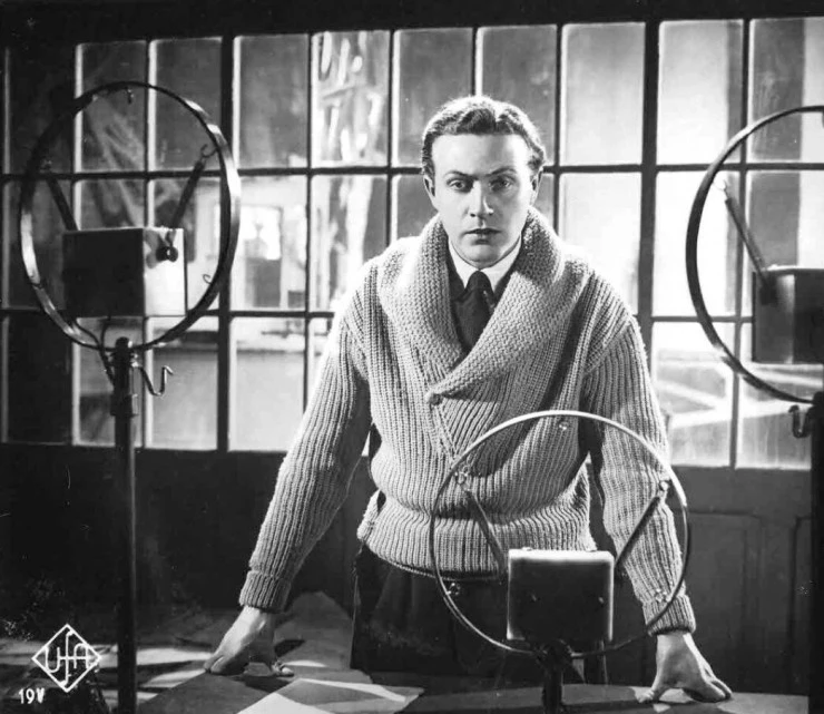 Женщина на Луне (1929) через торрент скачать Женщина на Луне (1929) фильм через торрент скачать