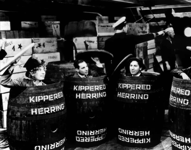 Обезьяньи проделки (1931) через торрент скачать Обезьяньи проделки (1931) фильм через торрент скачать