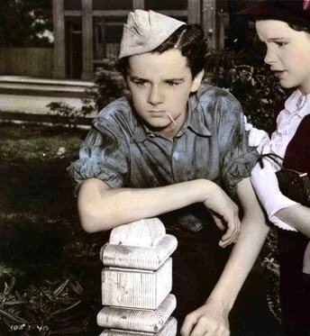 Послушай, дорогая (1938) через торрент бесплатно Послушай, дорогая (1938) фильм через торрент бесплатно