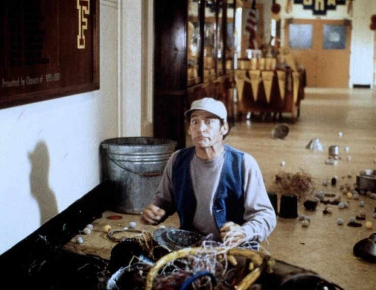 Эрнест в школе (1993) через торрент скачать Эрнест в школе (1993) фильм через торрент скачать