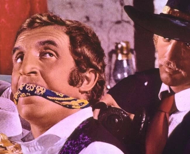 Облако пыли... предсмертный крик... Сартана идёт! (1970) через торрент скачать Облако пыли... предсмертный крик... Сартана идёт! (1970) фильм через торрент скачать