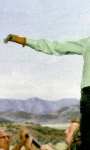 Пощекочи меня (1965) через торрент скачать Пощекочи меня (1965) фильм через торрент скачать