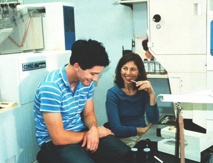 Обаятельная и привлекательная (2001) через торрент бесплатно Обаятельная и привлекательная (2001) фильм через торрент бесплатно