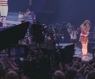 Концертный тур Ханны Монтаны и Майли Сайрус «Две жизни» (2008) через торрент скачать Концертный тур Ханны Монтаны и Майли Сайрус «Две жизни» (2008) фильм через торрент скачать