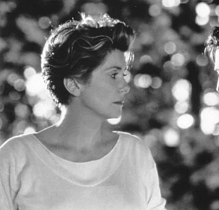 Любимое время года (1993) через торрент скачать Любимое время года (1993) фильм через торрент скачать