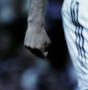 Зидан: Портрет 21-го века (2006) через торрент бесплатно Зидан: Портрет 21-го века (2006) фильм через торрент бесплатно