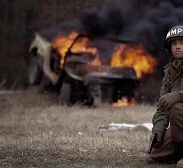 Прямо в темноту (2004) через торрент бесплатно Прямо в темноту (2004) фильм через торрент бесплатно