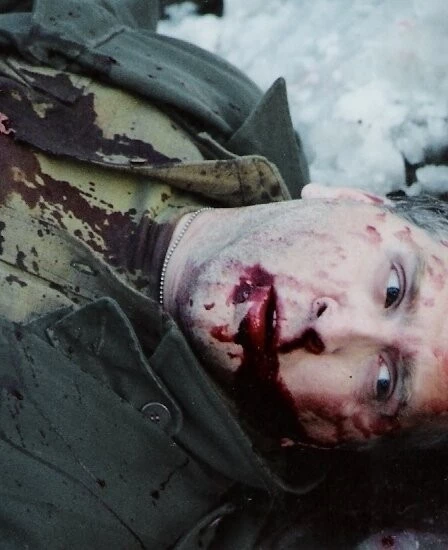 Прямо в темноту (2004) через торрент скачать Прямо в темноту (2004) фильм через торрент скачать