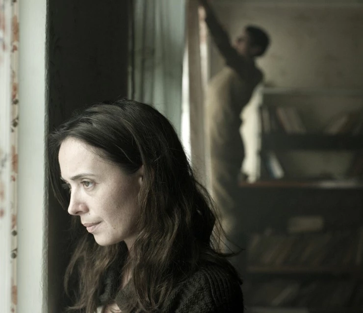 Чужой дом (2016) через торрент бесплатно Чужой дом (2016) фильм через торрент бесплатно