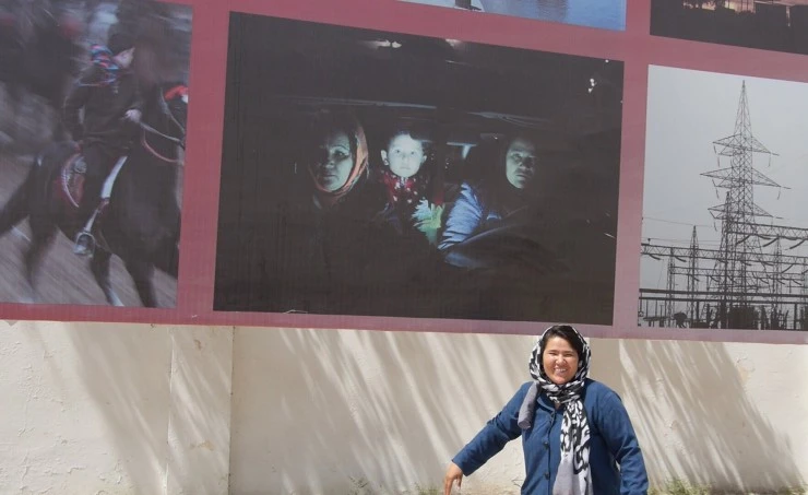 Афганская таксистка (2015) через торрент бесплатно Афганская таксистка (2015) фильм через торрент бесплатно