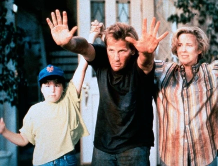 Вот такие соседи (1992) через торрент скачать Вот такие соседи (1992) фильм через торрент скачать