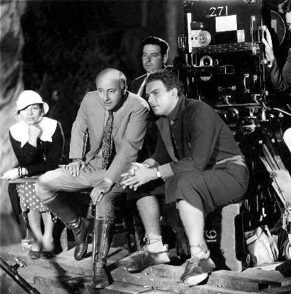 Четверо напуганных (1934) через торрент бесплатно Четверо напуганных (1934) фильм через торрент бесплатно