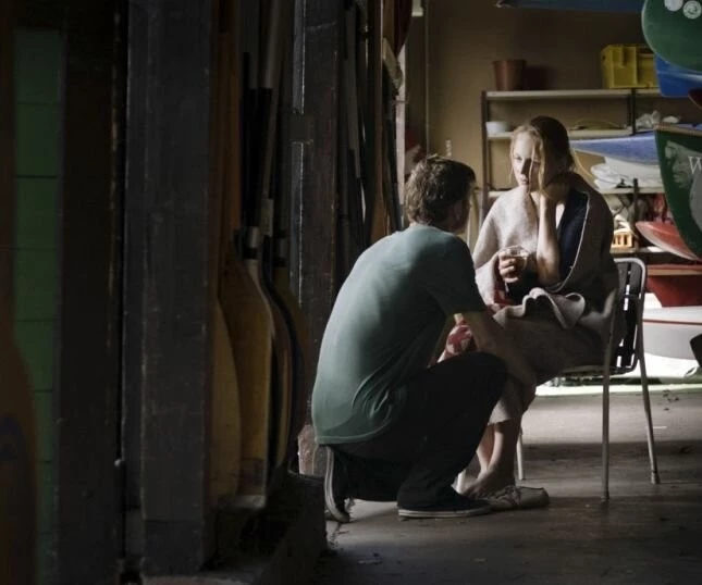 Хороший сосед (2011) через торрент скачать Хороший сосед (2011) фильм через торрент скачать