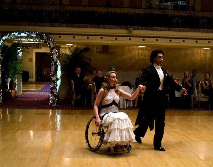 Музыкальные стулья (2011) через торрент скачать Музыкальные стулья (2011) фильм через торрент скачать