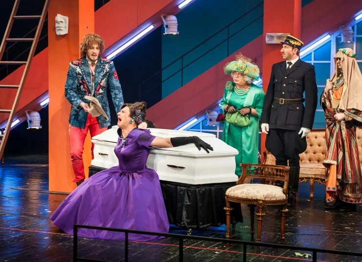 TheatreHD: Таланты и покойники (2024) в хорошем качестве через торрент TheatreHD: Таланты и покойники (2024) фильм в хорошем качестве через торрент