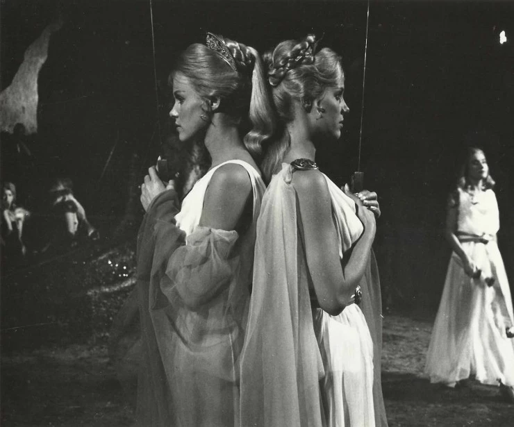 Вторженцы (1961) через торрент бесплатно Вторженцы (1961) фильм через торрент бесплатно