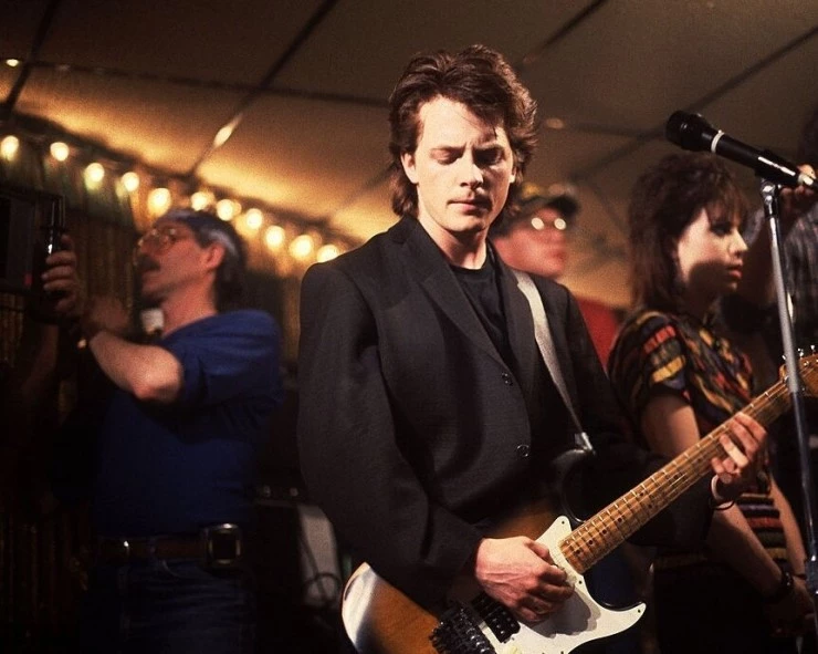 Дневной свет (1987) через торрент бесплатно Дневной свет (1987) фильм через торрент бесплатно