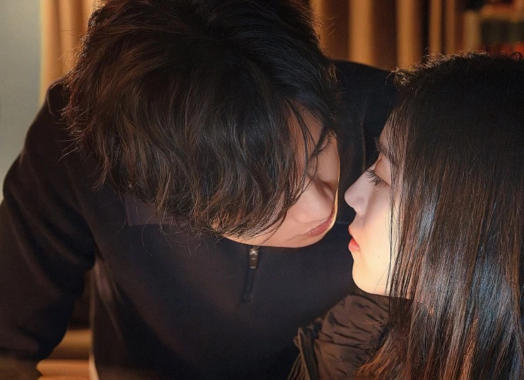 Мой любимый незнакомец (2025) через торрент бесплатно Мой любимый незнакомец (2025) фильм через торрент бесплатно