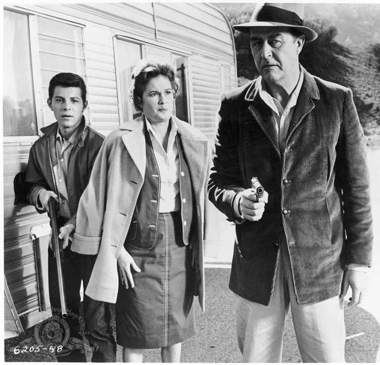 Паника в нулевом году (1962) через торрент скачать Паника в нулевом году (1962) фильм через торрент скачать