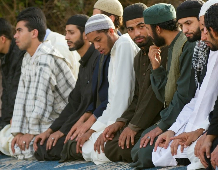 Кони Бога (2012) через торрент бесплатно Кони Бога (2012) фильм через торрент бесплатно