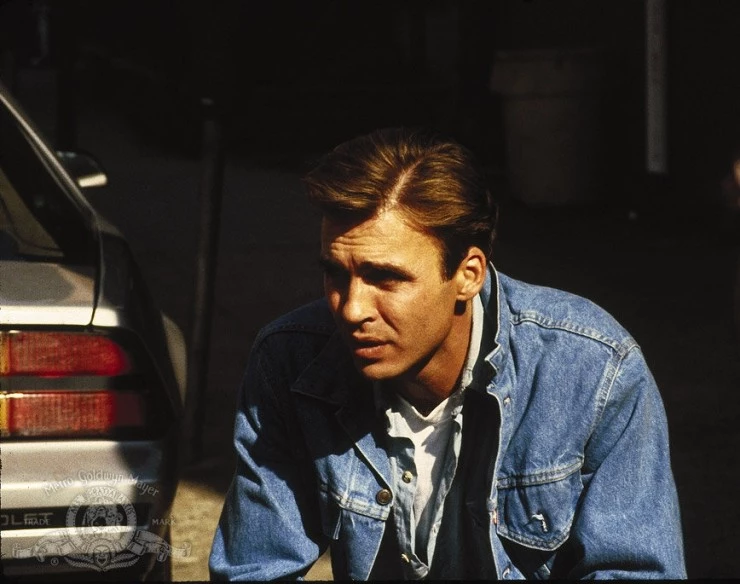 Кровные узы (1989) через торрент бесплатно Кровные узы (1989) фильм через торрент бесплатно