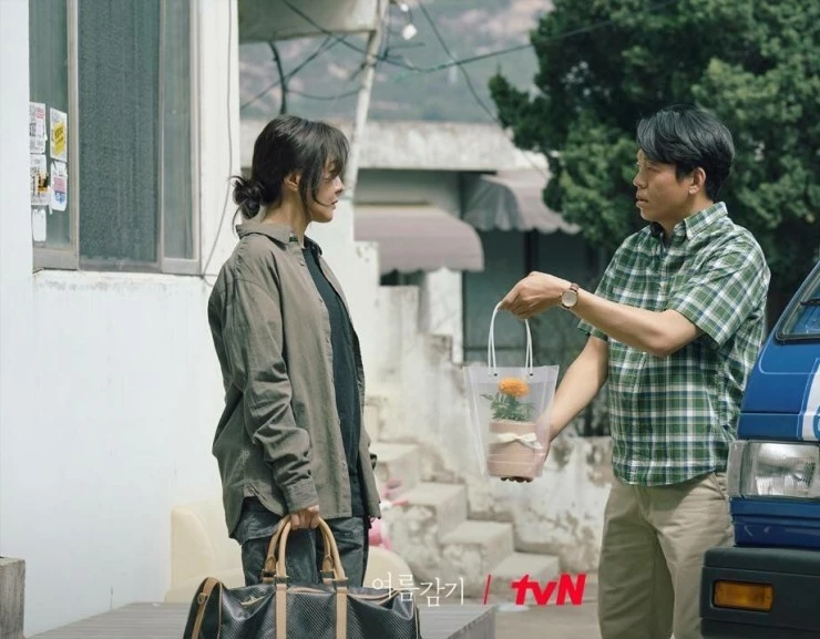 Летняя простуда (2023) через торрент бесплатно Летняя простуда (2023) фильм через торрент бесплатно