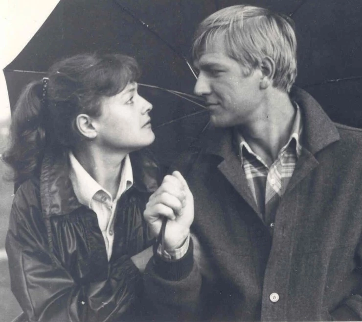 Люблю. Жду. Лена (1983) через торрент скачать Люблю. Жду. Лена (1983) фильм через торрент скачать